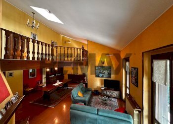 Soggiorno - Villa via Antonio Locatelli
 
53, Cologno al Serio - photo 6
