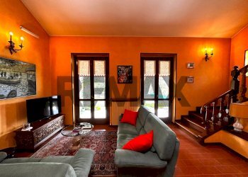 Soggiorno - Villa via Antonio Locatelli
 
53, Cologno al Serio - photo 11