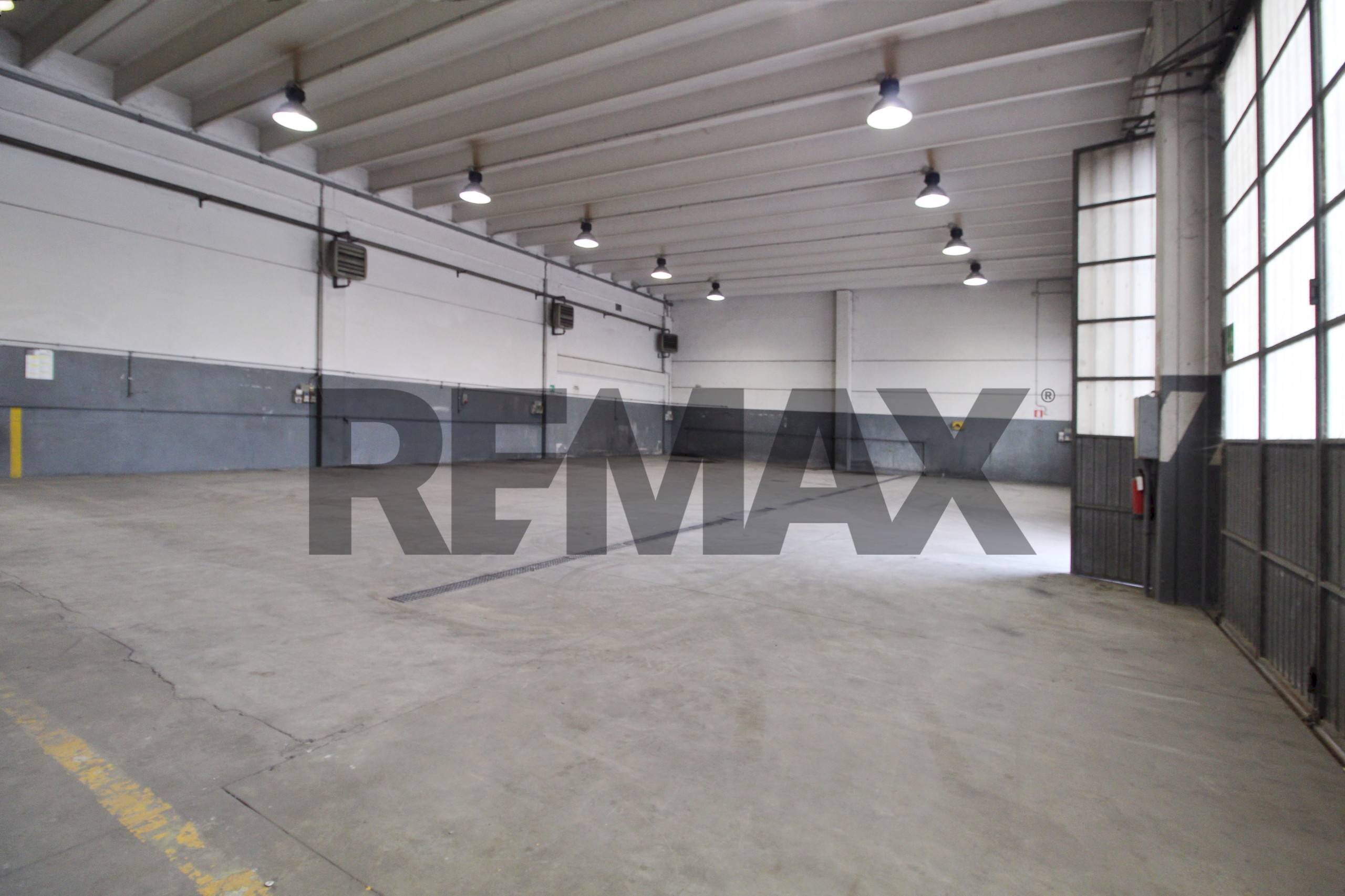 Parcheggio - Commercial Premises via Fausto Arona
1, Voghera - photo 2