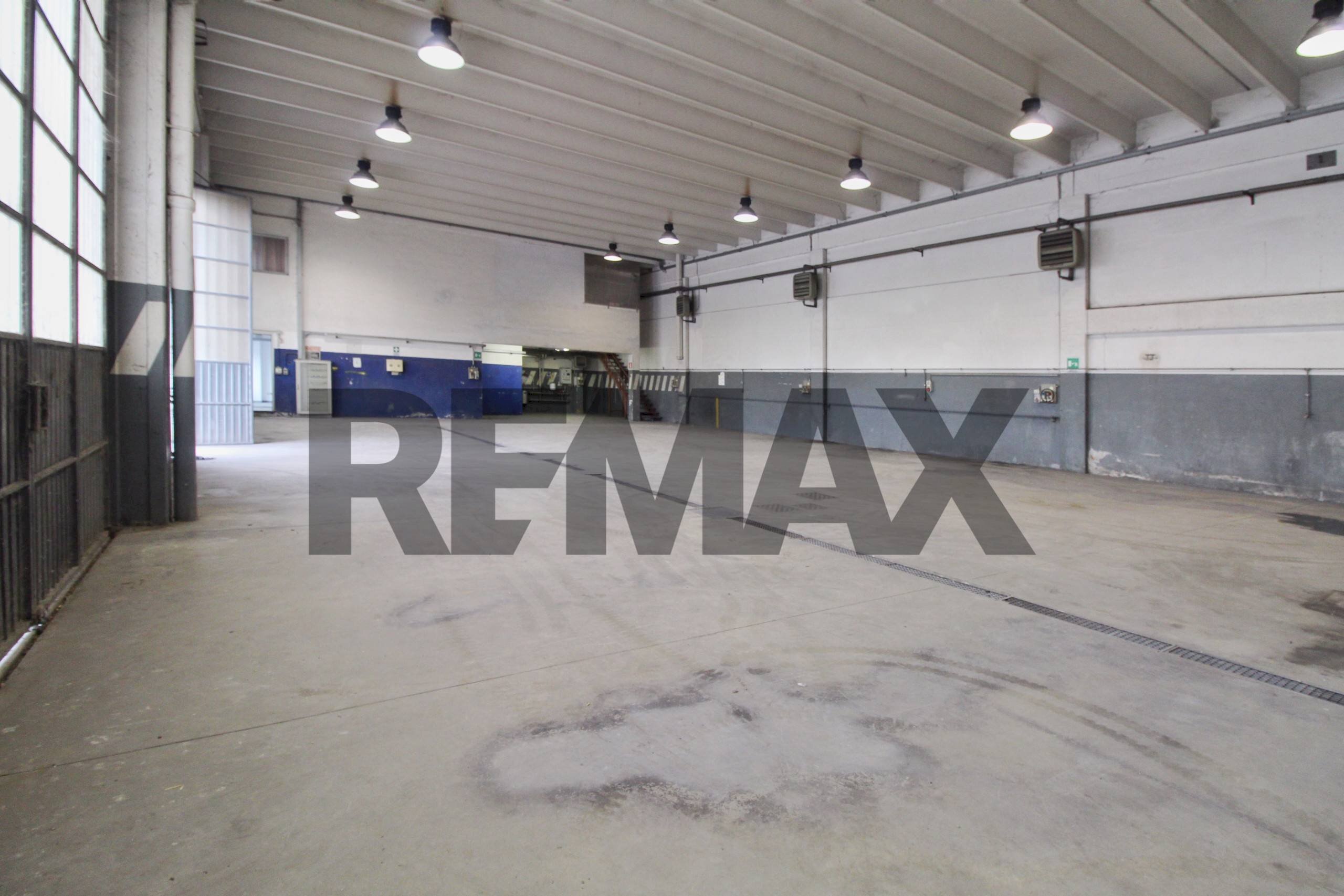 Parcheggio - Commercial Premises via Fausto Arona
1, Voghera - photo 3