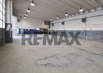 Parcheggio - Stable - Palace via Fausto Arona
 
1, Voghera - photo 3