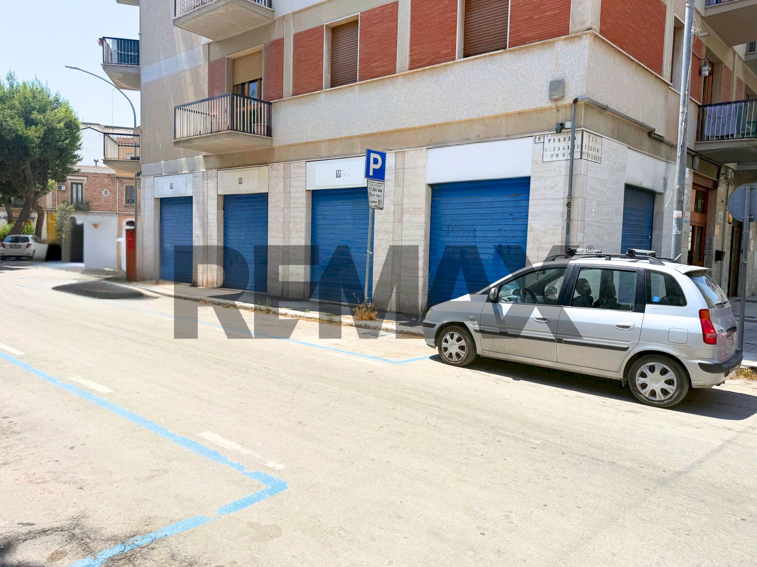 Edificio all\'aperto - Box Piazza Medaglie D'oro
 
4, Foggia - foto 1