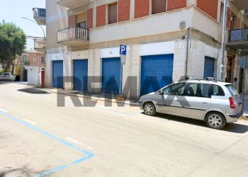 Edificio all\'aperto - Box Piazza Medaglie D'oro
 
4, Foggia - foto 1
