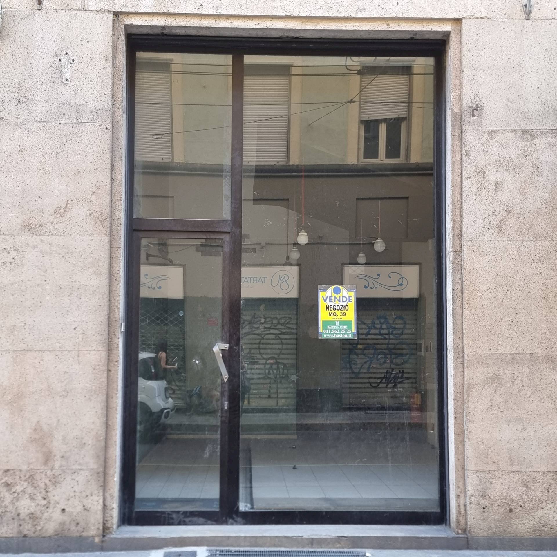 Foto 1 - Shop Via XX settembre
 
18, Torino - photo 1