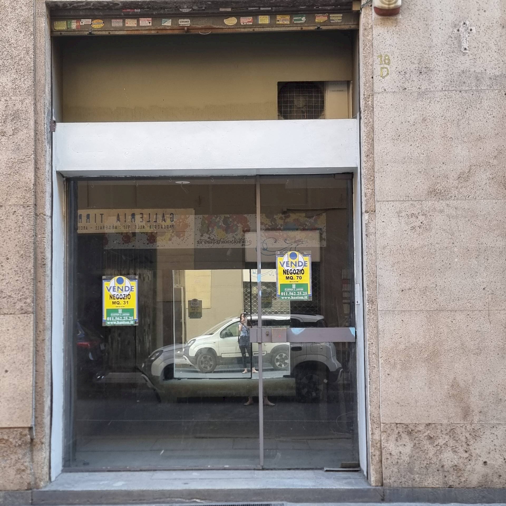 Foto 4 - Shop Via XX settembre
18, Torino - photo 3