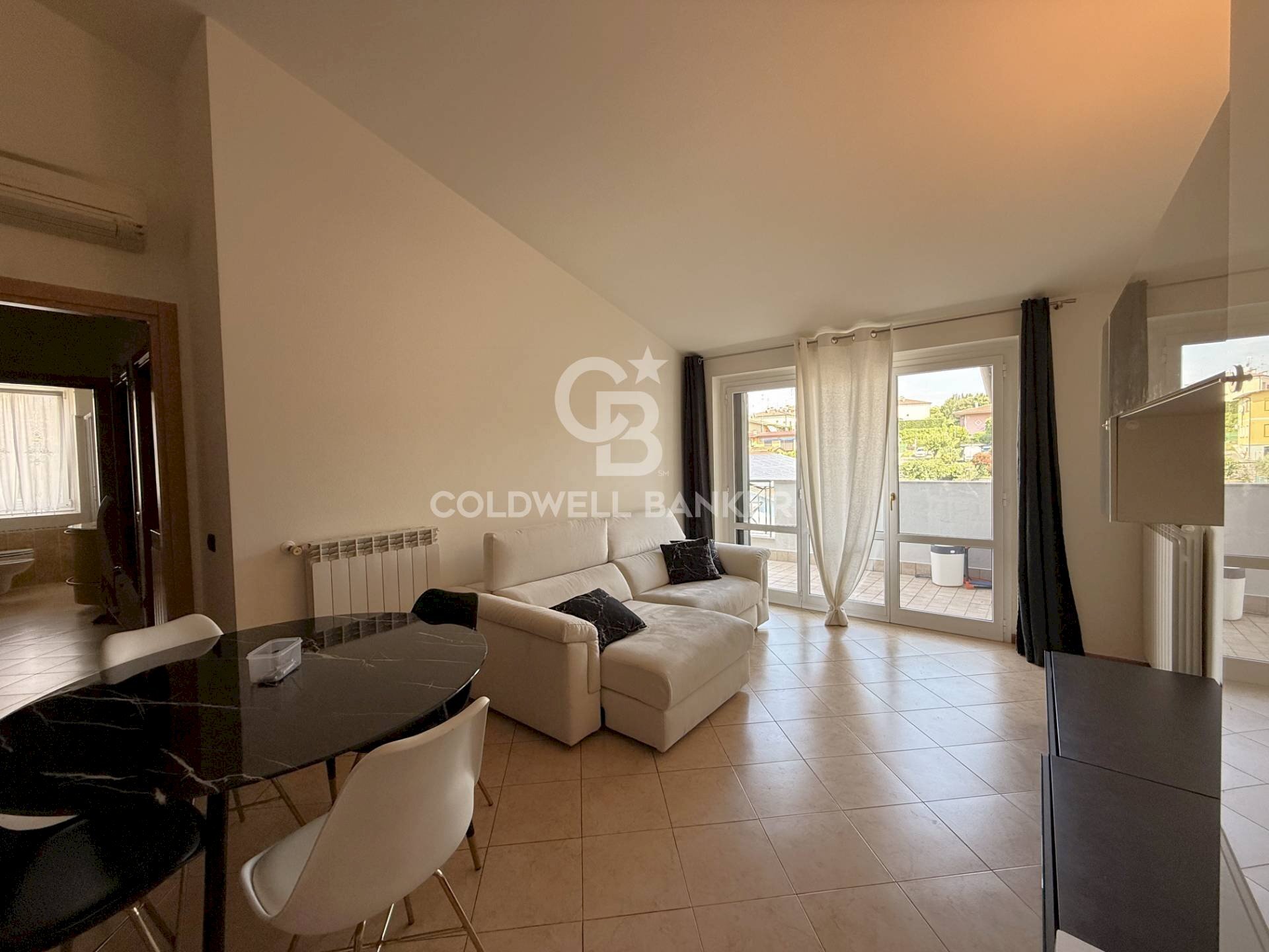 Foto 2 - Three-room apartment Piazza Malvezzi
23, Desenzano del Garda - photo 2