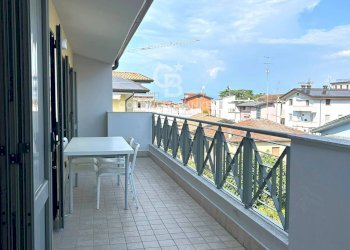 Foto 15 - Three-room apartment Piazza Malvezzi
 
23, Desenzano del Garda - photo 15