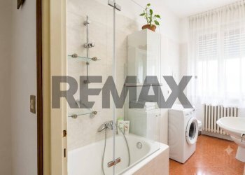 Bagno - Trilocale PAPA GIOVANNI XXIII
 
3, Sant'Ilario d'Enza - foto 15