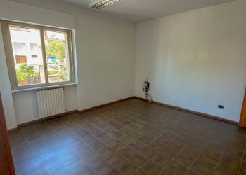 Foto 11 - Quadrilocale Via A. Deffenu
 
123, Nuoro - foto 11