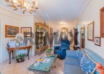 Soggiorno - Trilocale Via Parrini
 
3/A2, Palermo - foto 8