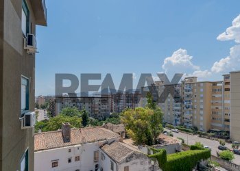 Edificio all\'aperto - Trilocale Via Parrini
 
3/A2, Palermo - foto 15