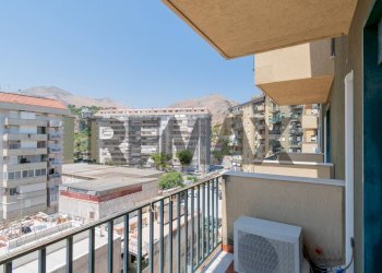 Balcone - Trilocale Via Parrini
 
3/A2, Palermo - foto 16