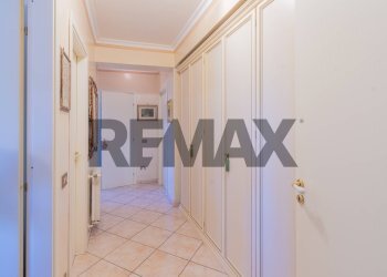 Hall / corridoio - Trilocale Via Parrini
 
3/A2, Palermo - foto 25