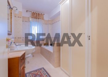 Bagno - Trilocale Via Parrini
 
3/A2, Palermo - foto 26