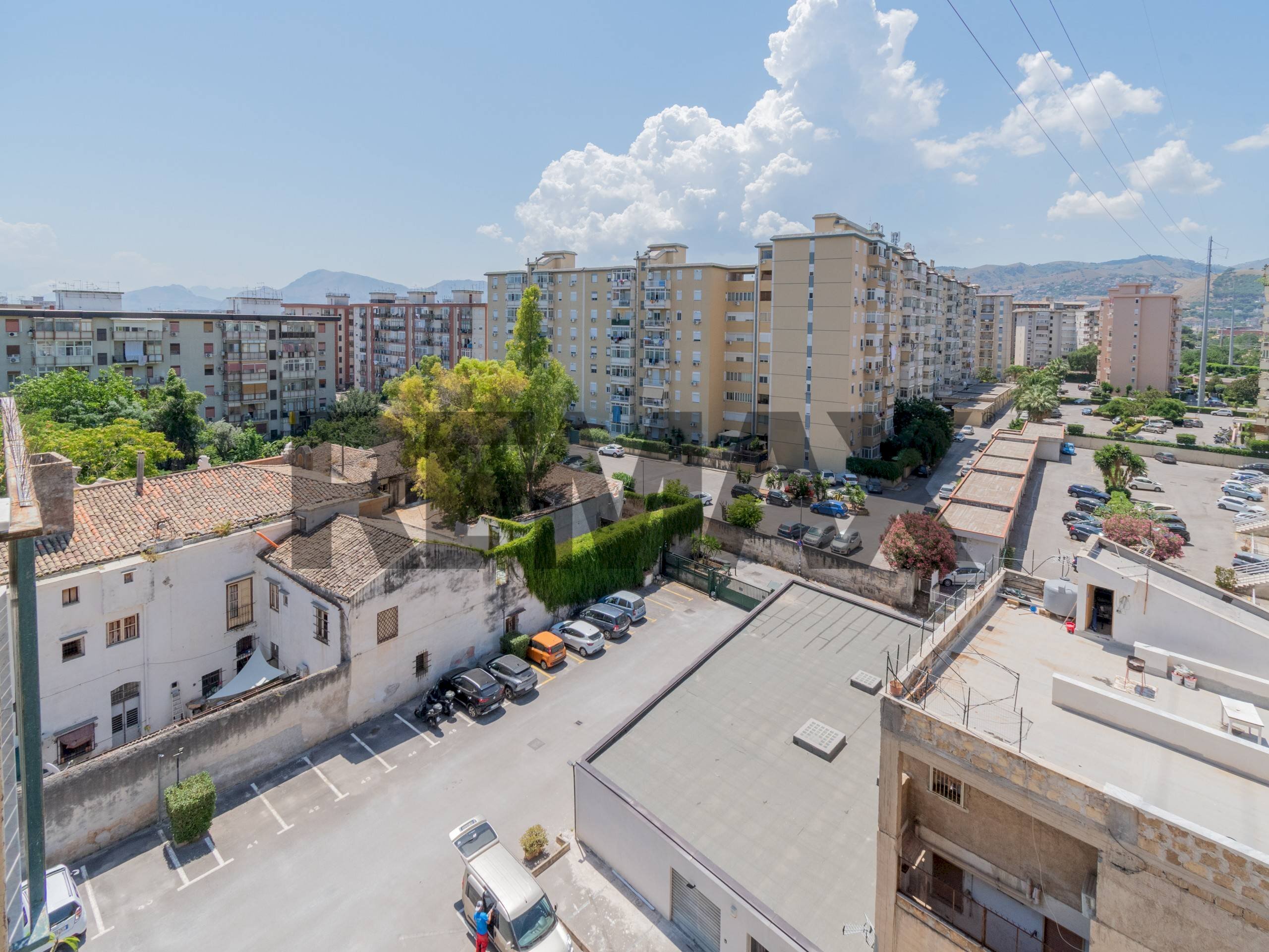 Edificio all\'aperto - Three-room apartment Via Parrini
 
3/A2, Palermo - photo 1
