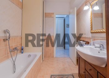 Bagno - Three-room apartment Via Parrini
 
3/A2, Palermo - photo 23