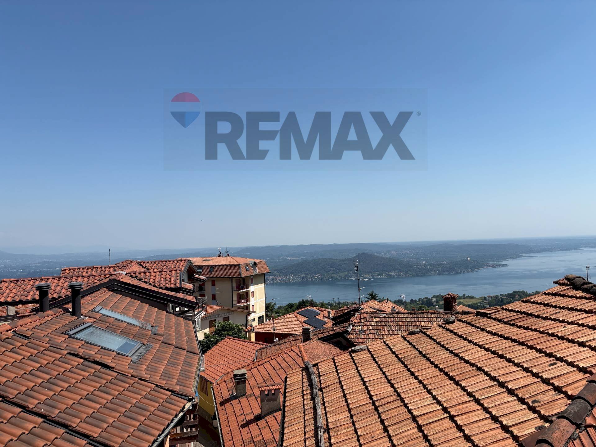 Vista dell\'acqua - Three-room apartment VIA BERTOLETTI
 
8, Nebbiuno - photo 2