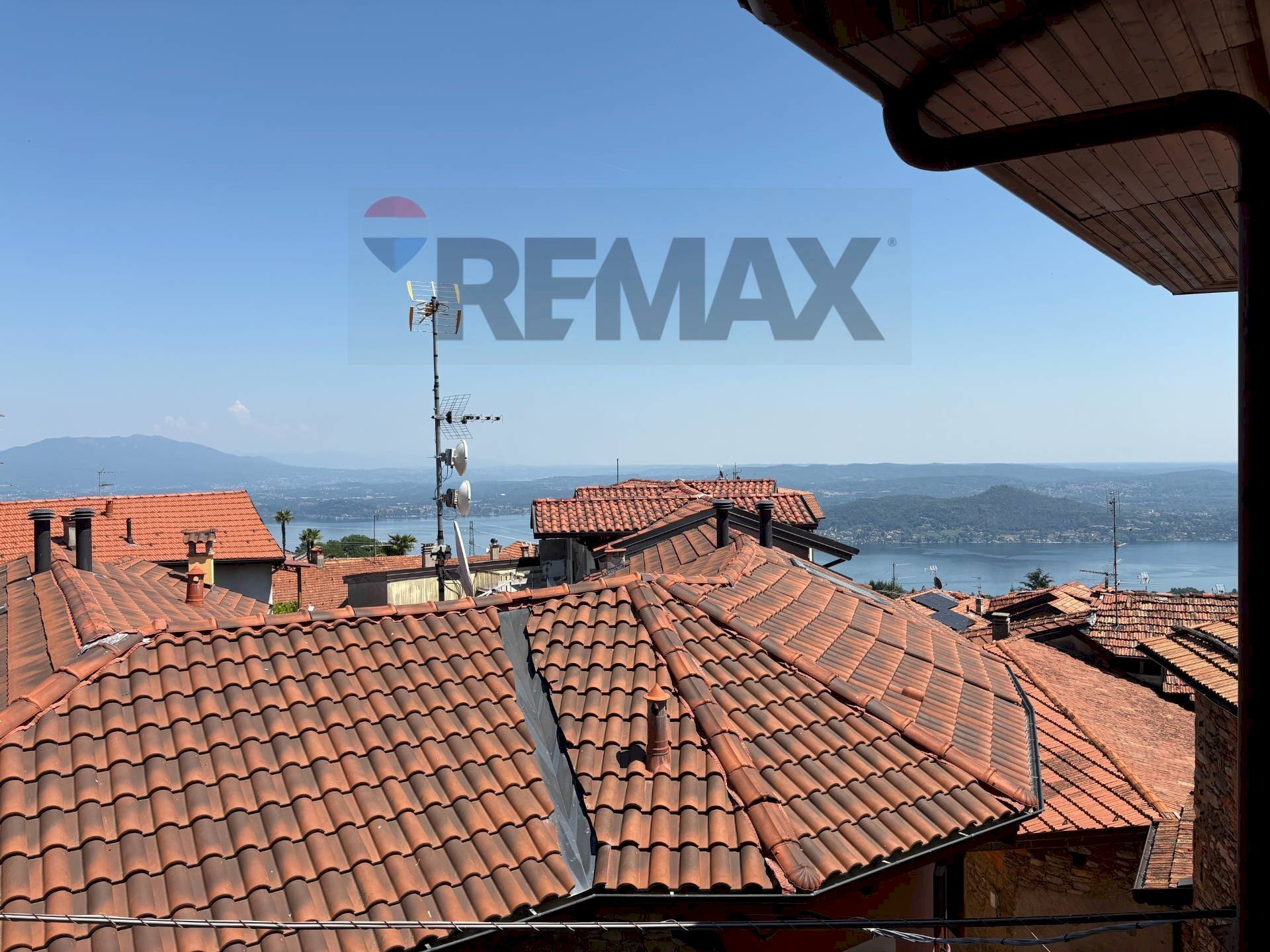 Vista dell\'acqua - Three-room apartment VIA BERTOLETTI
 
8, Nebbiuno - photo 3