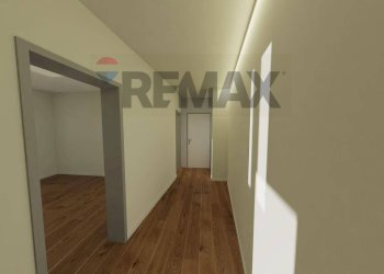 Hall / corridoio - Trilocale VIA BERTOLETTI
8, Nebbiuno - foto 8