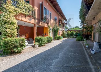 Casa all\'aperto - Casa indipendente via Beati
 
156, Castelletto Sopra Ticino - foto 1