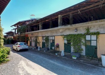 Edificio all\'aperto - Casa indipendente via Beati
 
156, Castelletto Sopra Ticino - foto 7