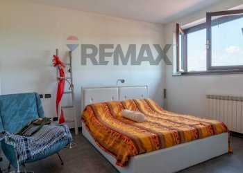 Camera / camera da letto - Casa indipendente via Beati
 
156, Castelletto Sopra Ticino - foto 24