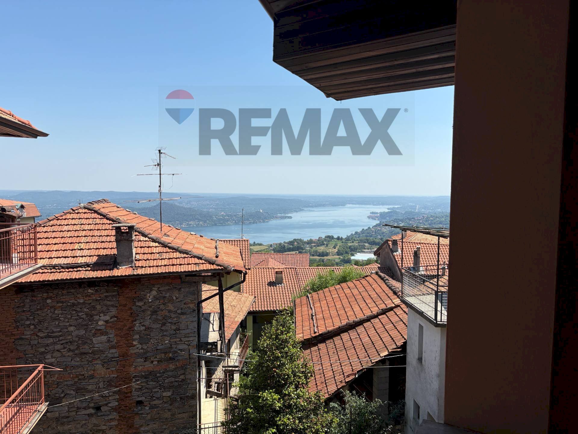 Edificio all\'aperto - Three-room apartment VIA BERTOLETTI
8, Nebbiuno - photo 3