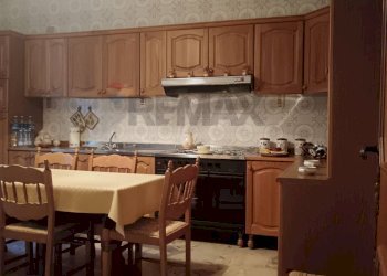 Cucina - Casa indipendente Via Cristoforo Colombo
 
22, Favara - foto 12