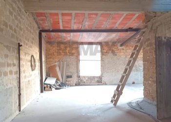 Terzo piano sottotetto - Casa indipendente Via Cristoforo Colombo
 
22, Favara - foto 47