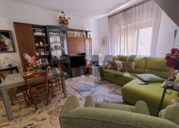 Sala da pranzo - Apartment provinciale modica sorda
 
11- b, Modica - photo 1