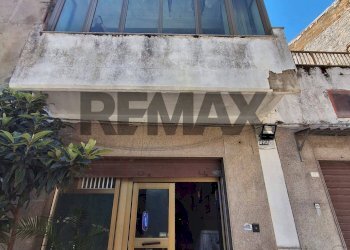 Casa all\'aperto - Commercial Premises piazza Cavour
27, Favara - photo 1