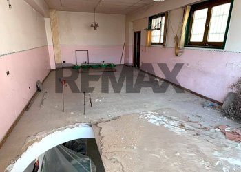 Parcheggio - Commercial Premises piazza Cavour
27, Favara - photo 2