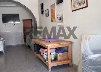 Camera / camera da letto - Commercial Premises piazza Cavour
27, Favara - photo 8