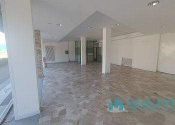 Negozio_3 - Stable - Palace Via Varesina
7, Mozzate - photo 6