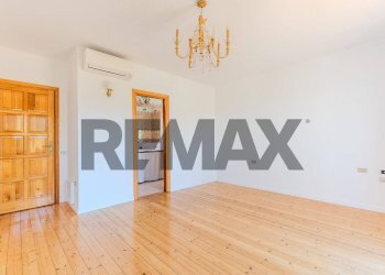 Stanza vuota - Villa San Pantaleo
 
snc, Olbia - foto 32