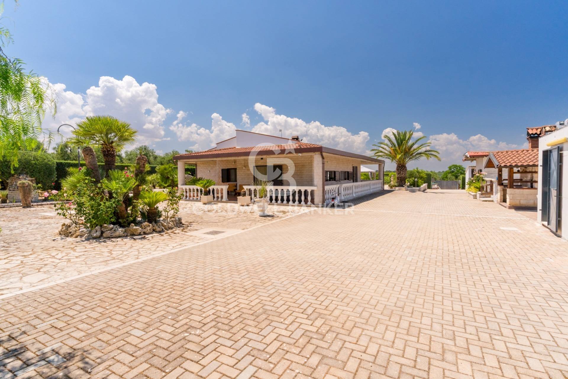 Foto 1 - Villa Contrada Cariati
 
Sn, Andria - foto 1