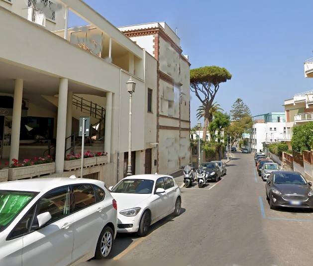 Foto 2 - Locale Commerciale Via delle Libertà
 
75, Santa Marinella - foto 2