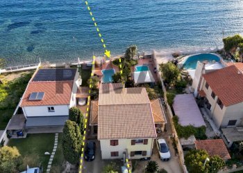 Vista dell\'acqua - Casa semi indipendente Via Eolie
45A, Quartu Sant'Elena - foto 5