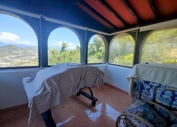 Salone - Villa strada Maciurina, Vallebona - foto 41