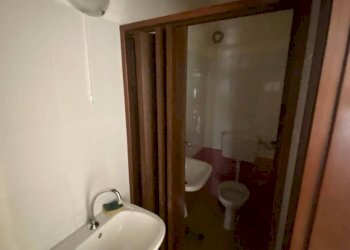 Bagno - Negozio via Nazionale, Carini - foto 6