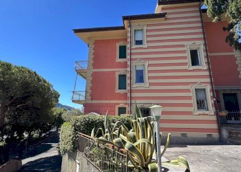 Foto 2 - Quadrilocale Privata Gilberto Govi
 
1, Recco - foto 2