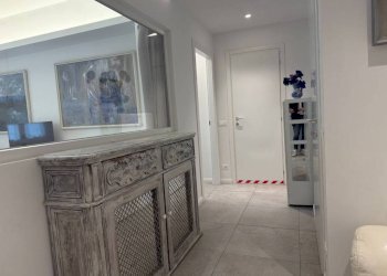 Corridoio - Three-room apartment via Camillo Benso di Cavour, Bogliasco - photo 14