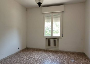 Camera da letto - Four-room apartment via Torquato Tasso, 1, Zola Predosa - photo 11