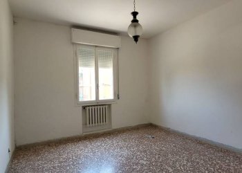 Camera da letto - Four-room apartment via Torquato Tasso, 1, Zola Predosa - photo 12