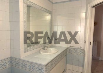 Bagno - Appartamento VIA GRAN BRETAGNA
8, Trani - foto 39