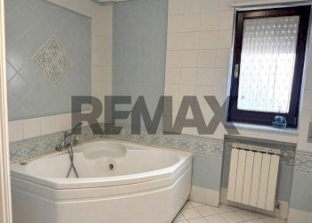 Bagno - Appartamento VIA GRAN BRETAGNA
8, Trani - foto 41