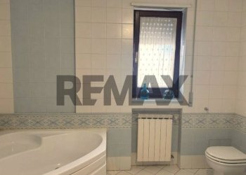 Bagno - Appartamento VIA GRAN BRETAGNA
8, Trani - foto 42