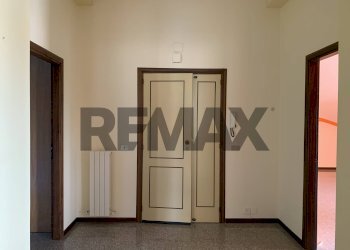 Hall / corridoio - Trilocale Via dei Patrioti Nicastresi 1848
 
7, Lamezia Terme - foto 24