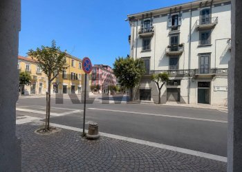 Edificio all\'aperto - Shop Corso Mazzini
20, Cosenza - photo 5