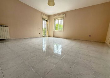 Foto 1 - Apartment Via Assunta
46, Caserta - photo 1